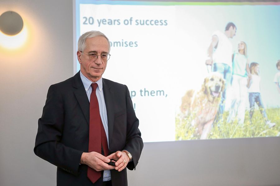Hervé de Froment Country Manager - Nestlé România