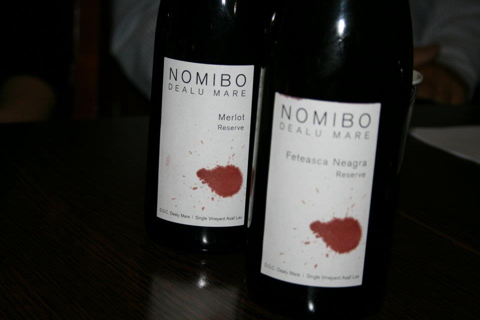 Nomibo