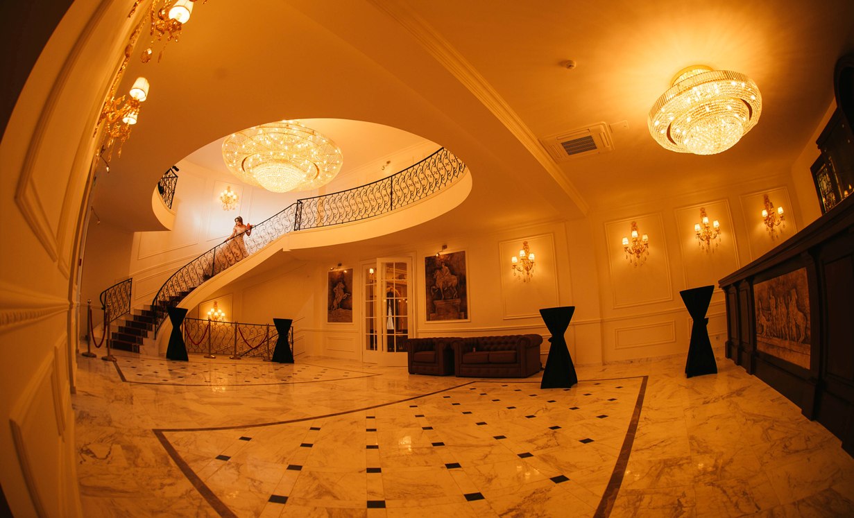 interior Palatul Alexander