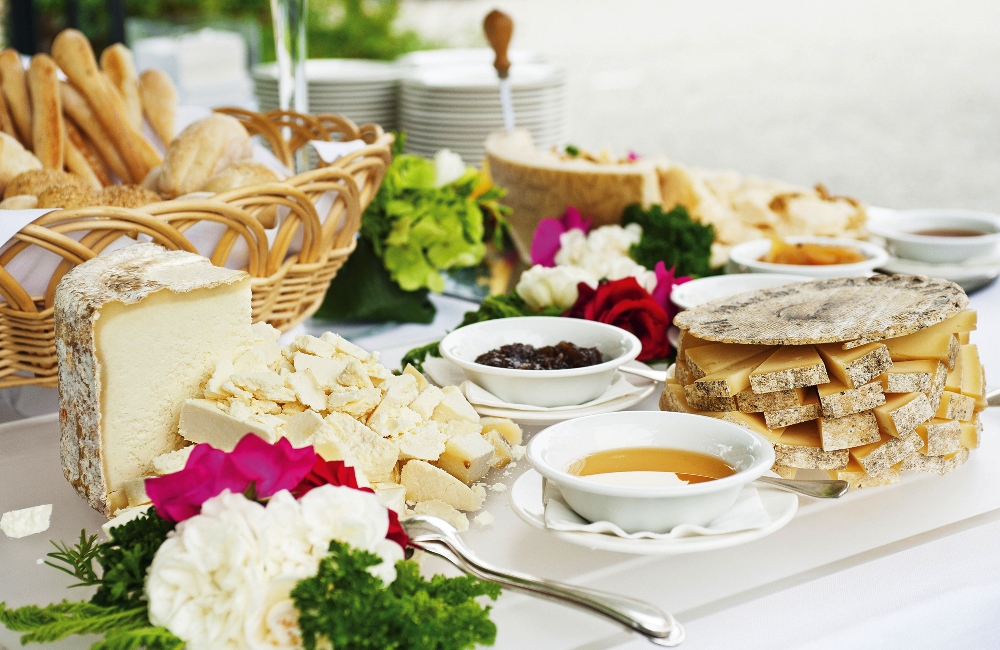 Lactatele si branzeturile cresc in horeca