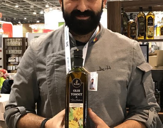 Noul ulei de la Elixir Oloi Tomnit lansat de Adi Hadean