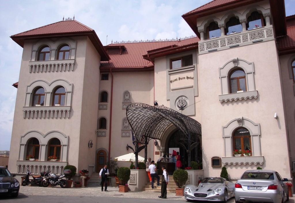Palatul Suter