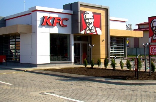Campanie restaurante KFC Drive Thru