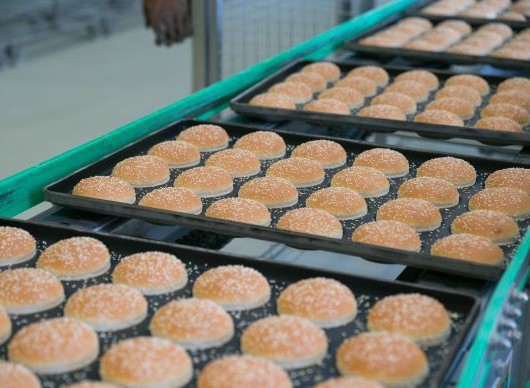 Lantmännen Unibake compania care produce chifle pentru hamburgerii McDonald’s.
